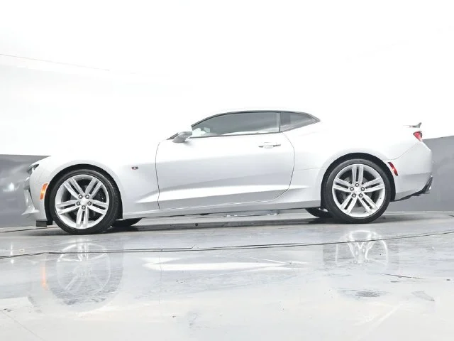Used 2018 Silver Chevrolet SS image 35