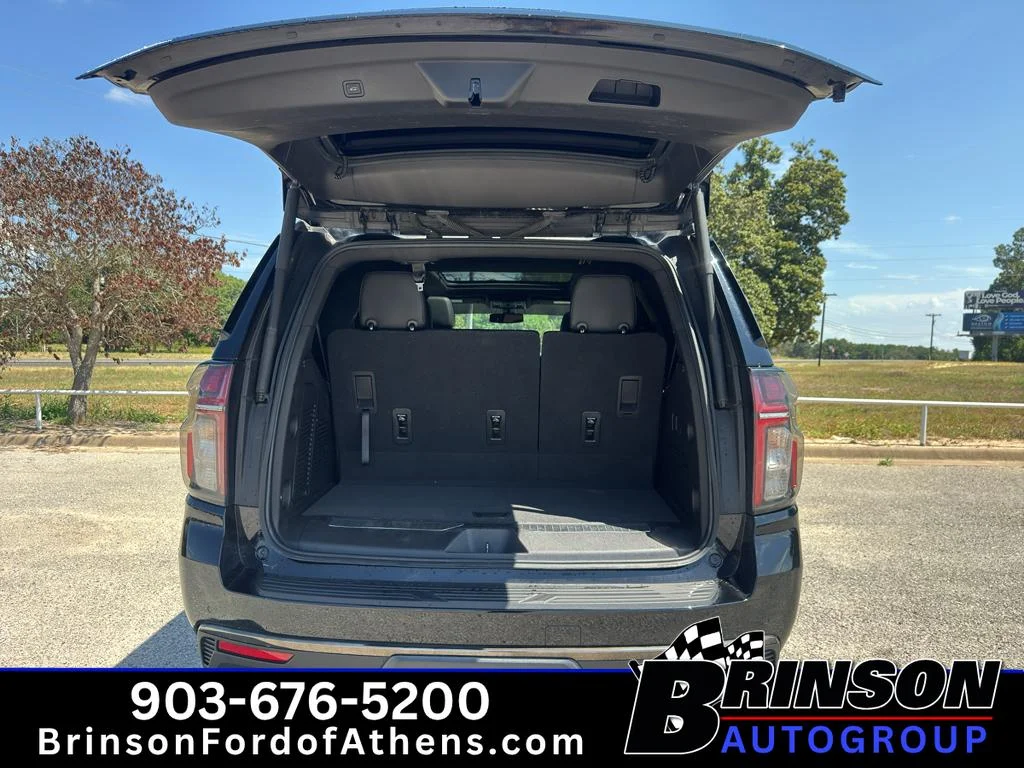 Used 2021 Black Chevrolet Z71 image 11