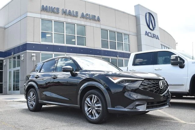 Certified Used 2025 Crystal Black Pearl Acura AWD image 3