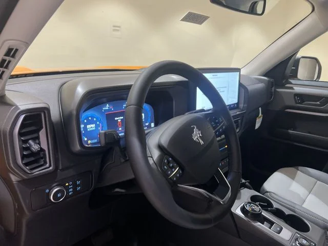 New 2026 Orange Fury Metallic Tri-Coat Ford Badlands® image 9