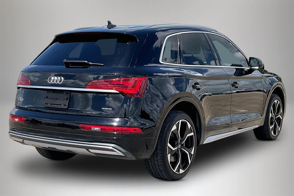 Used 2021 Brilliant Black Audi 45 Premium Plus image 5