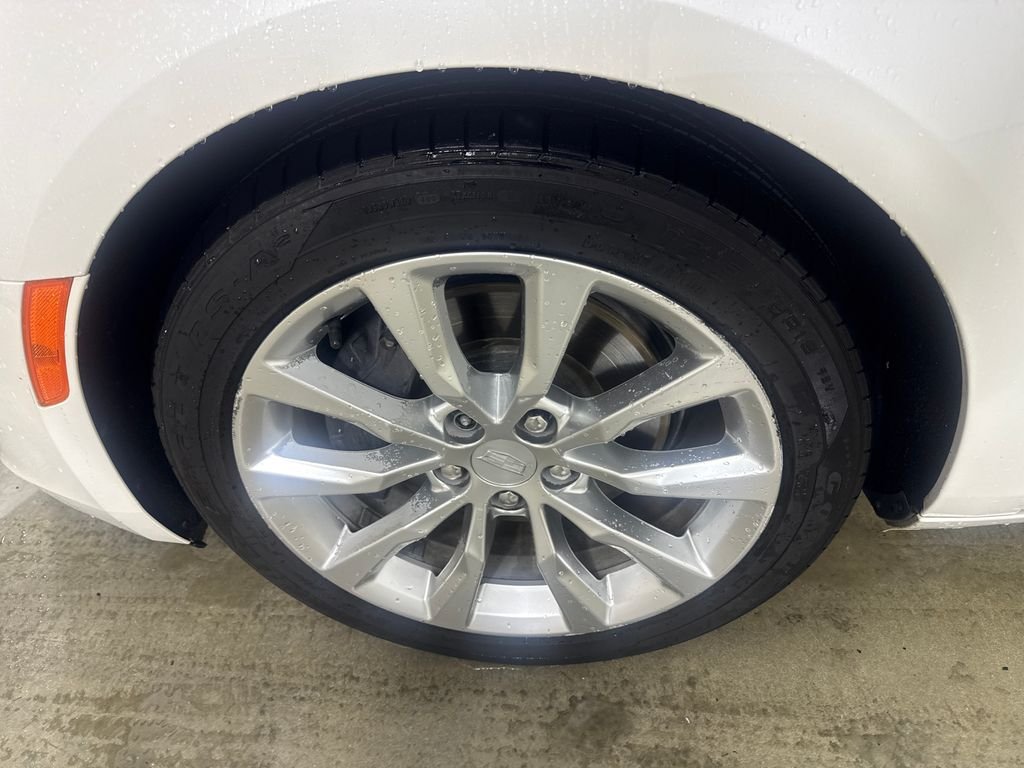 Used 2016 White Cadillac Luxury image 12