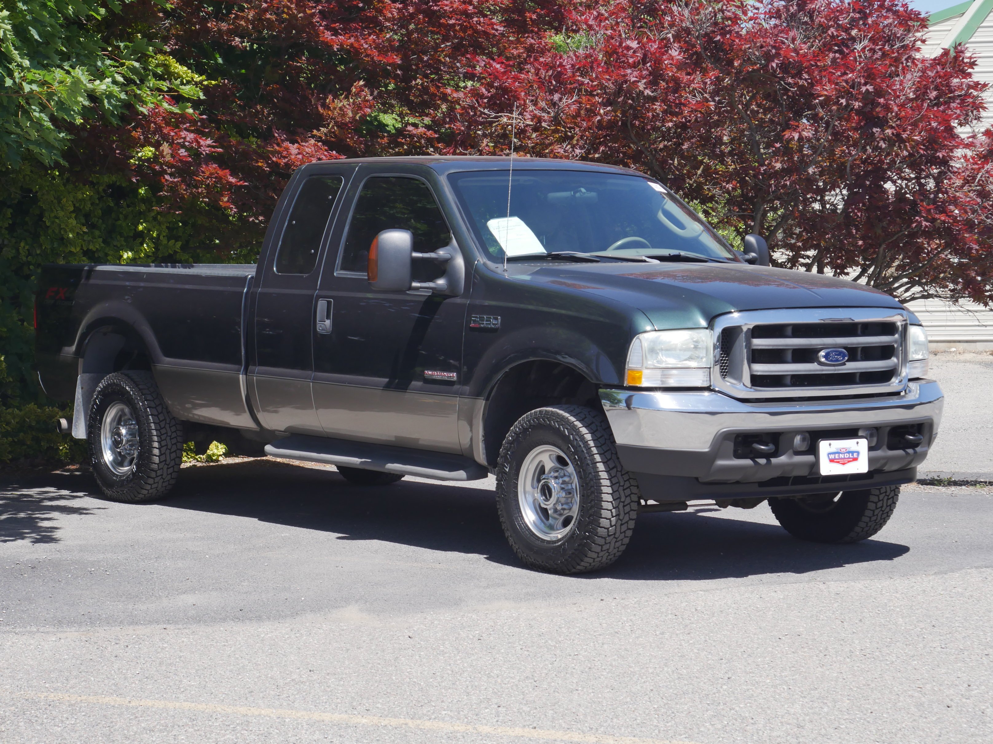 Used 2004 Dark Green Satin Clearcoat Ford Lariat image 33