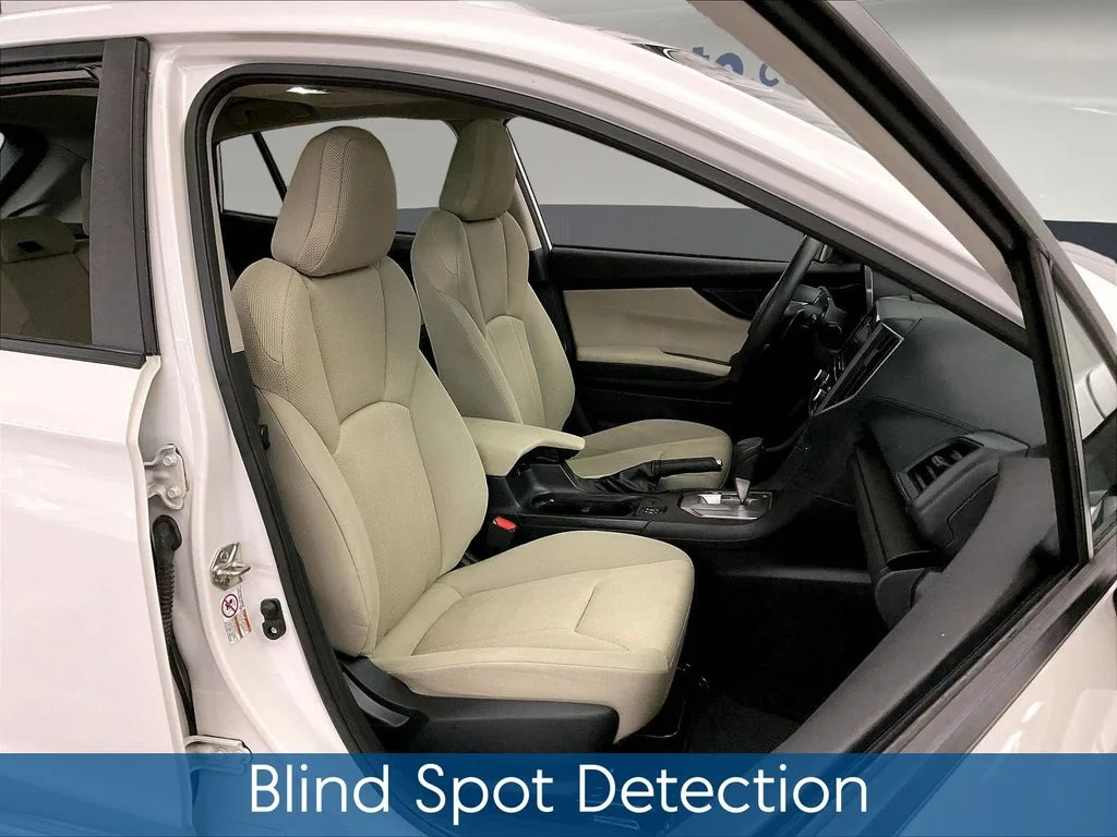 Used 2018 White Subaru 2.0i Premium image 11