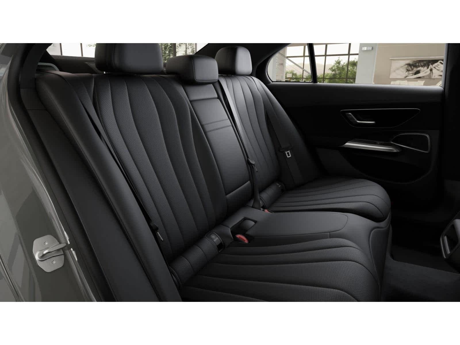 New 2026 MANUFAKTUR Alpine Grey Mercedes-Benz E 450 image 4