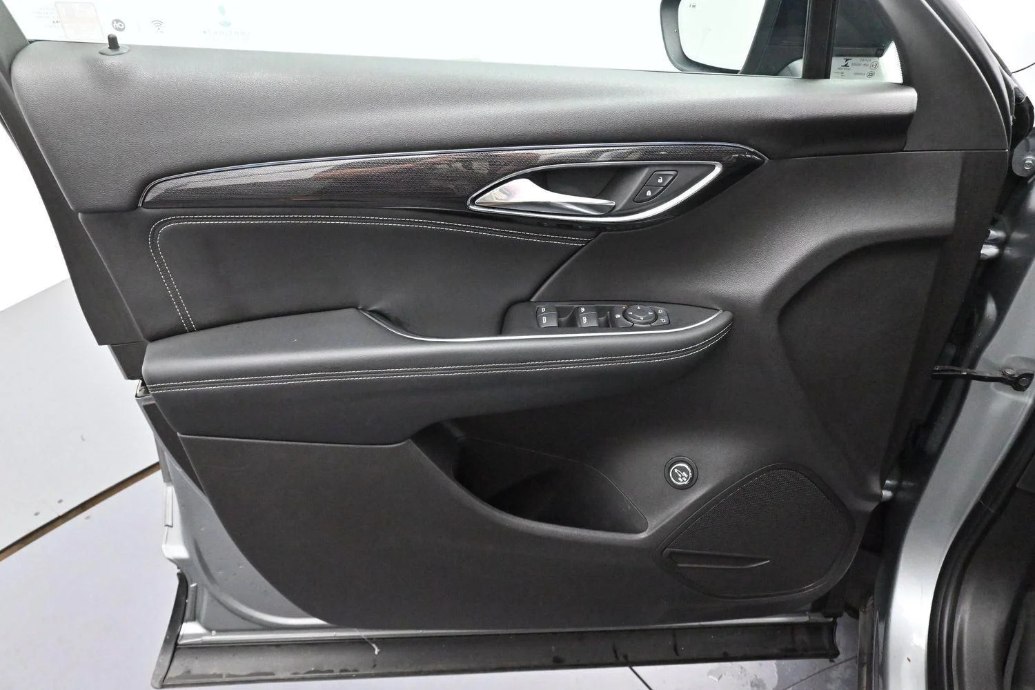 Used 2023 Moonstone Gray Metallic Buick Preferred image 11