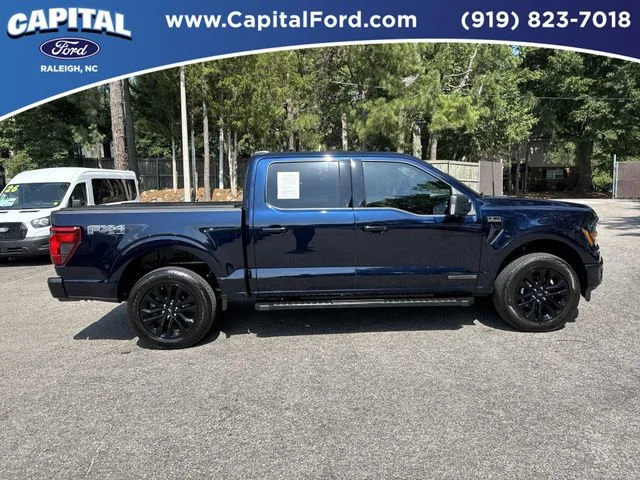 Used 2025 Blue Ford XLT image 9