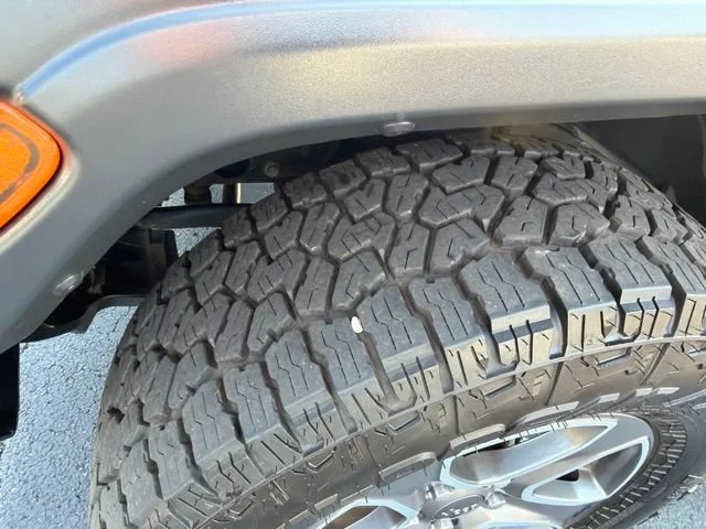 Used 2019 Gray Jeep Sport S 4x4 image 13