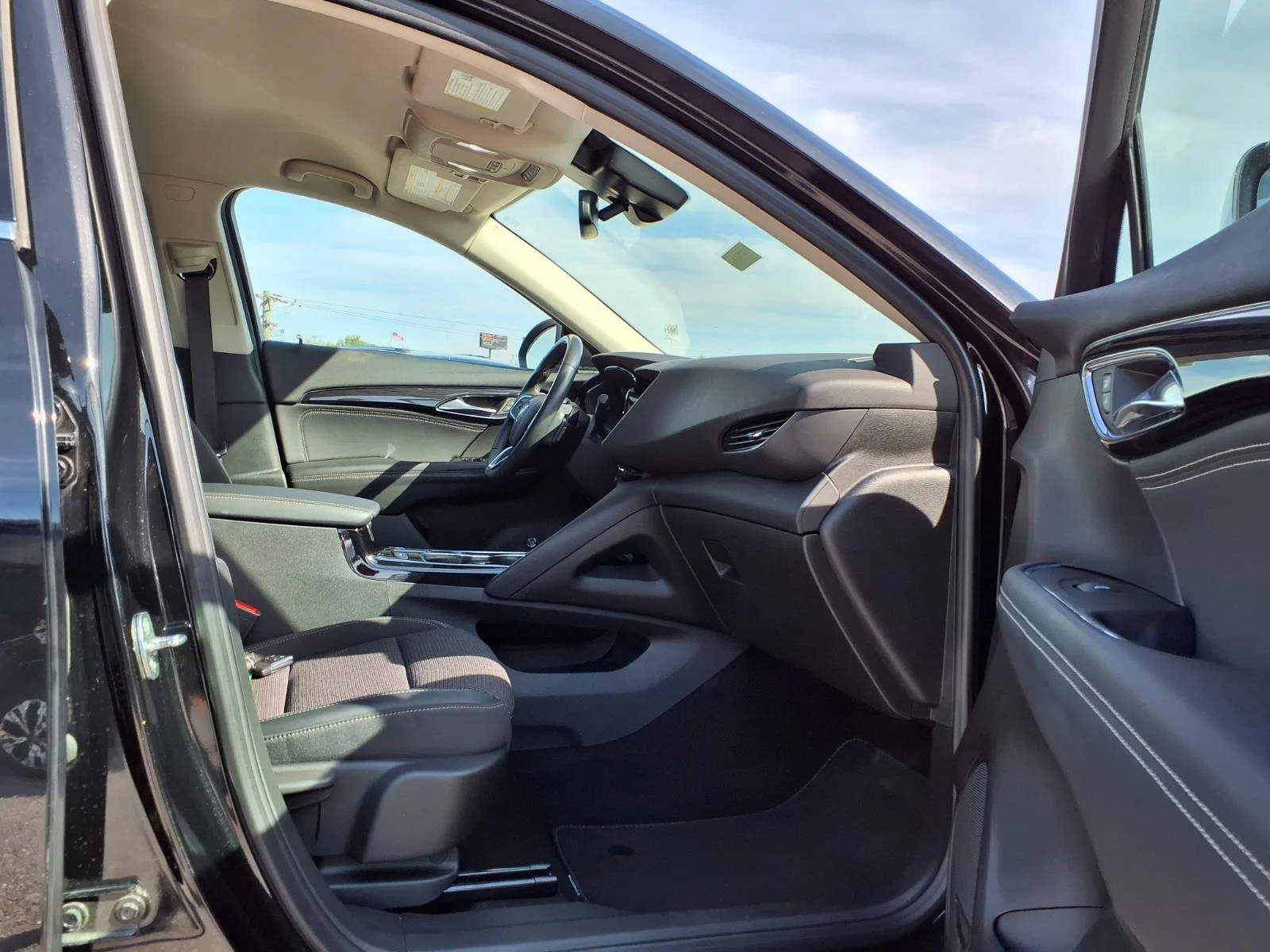 Used 2023 Ebony Twilight Metallic Buick Preferred image 29