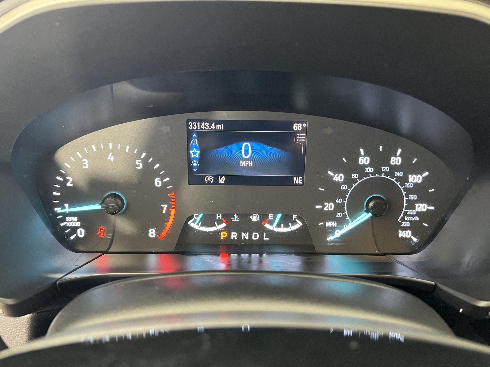 Used 2022 Wh Ford SE image 10