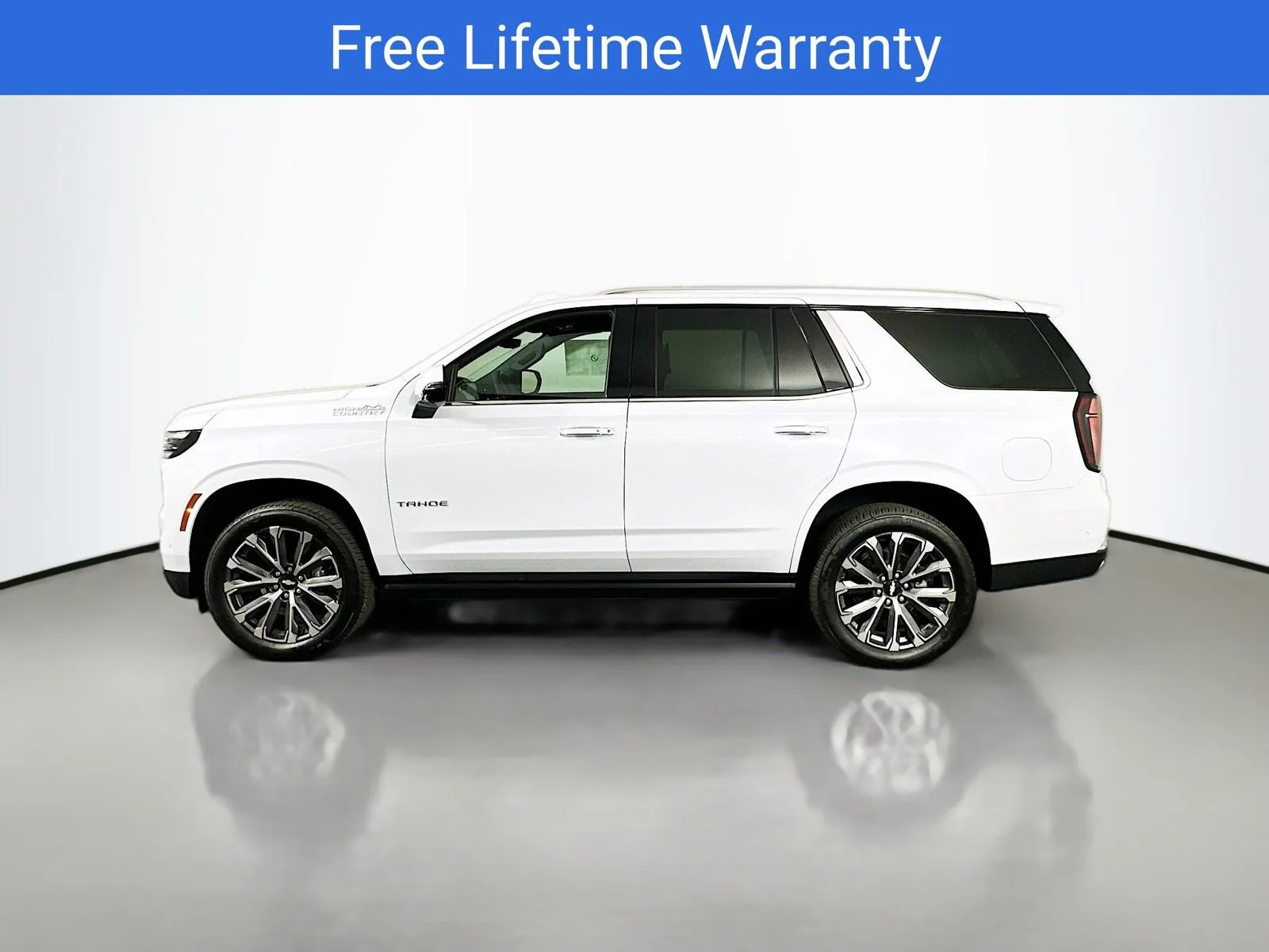 New 2026 Polar White Tricoat Chevrolet High Country image 5