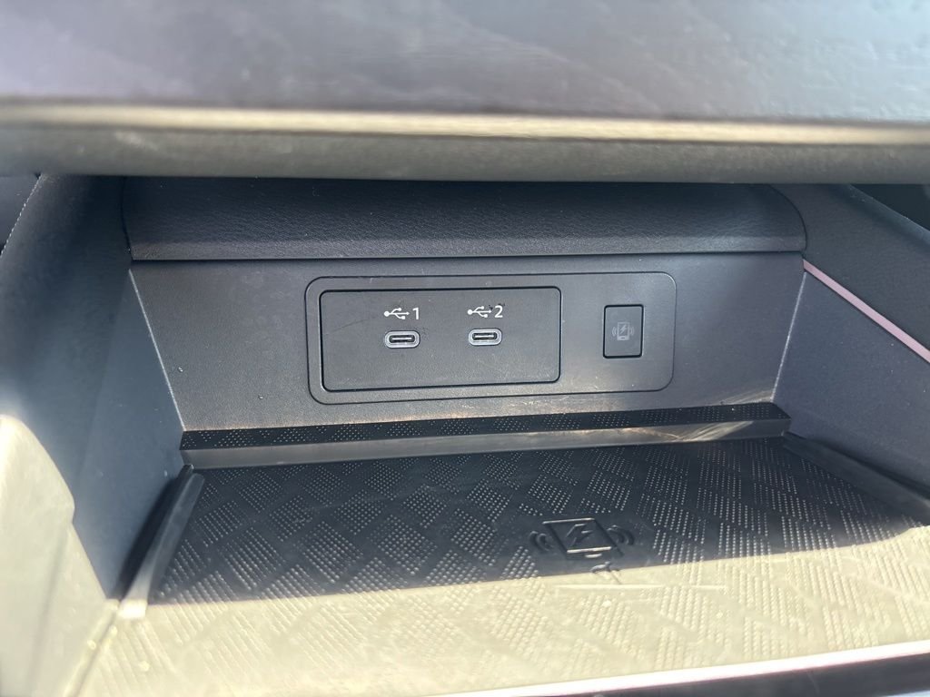 Used 2025 Black Nissan SL image 29