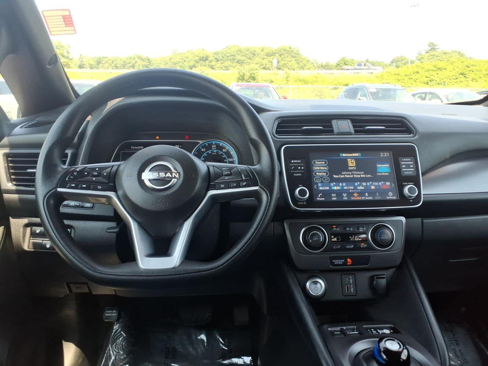 Used 2023 Glacier White Nissan S image 14