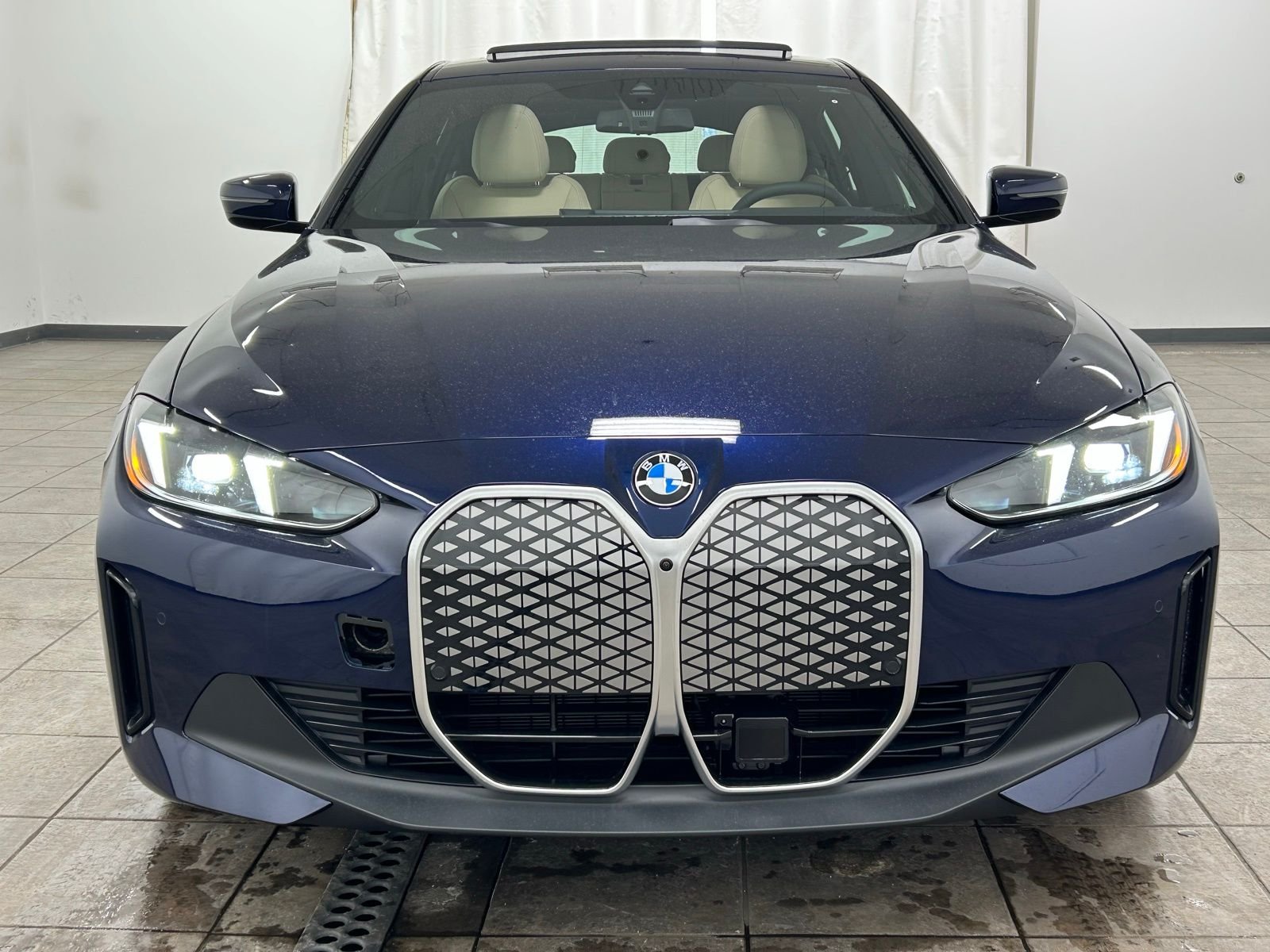 New 2026 Tanzanite Blue II Metallic BMW xDrive40 image 11