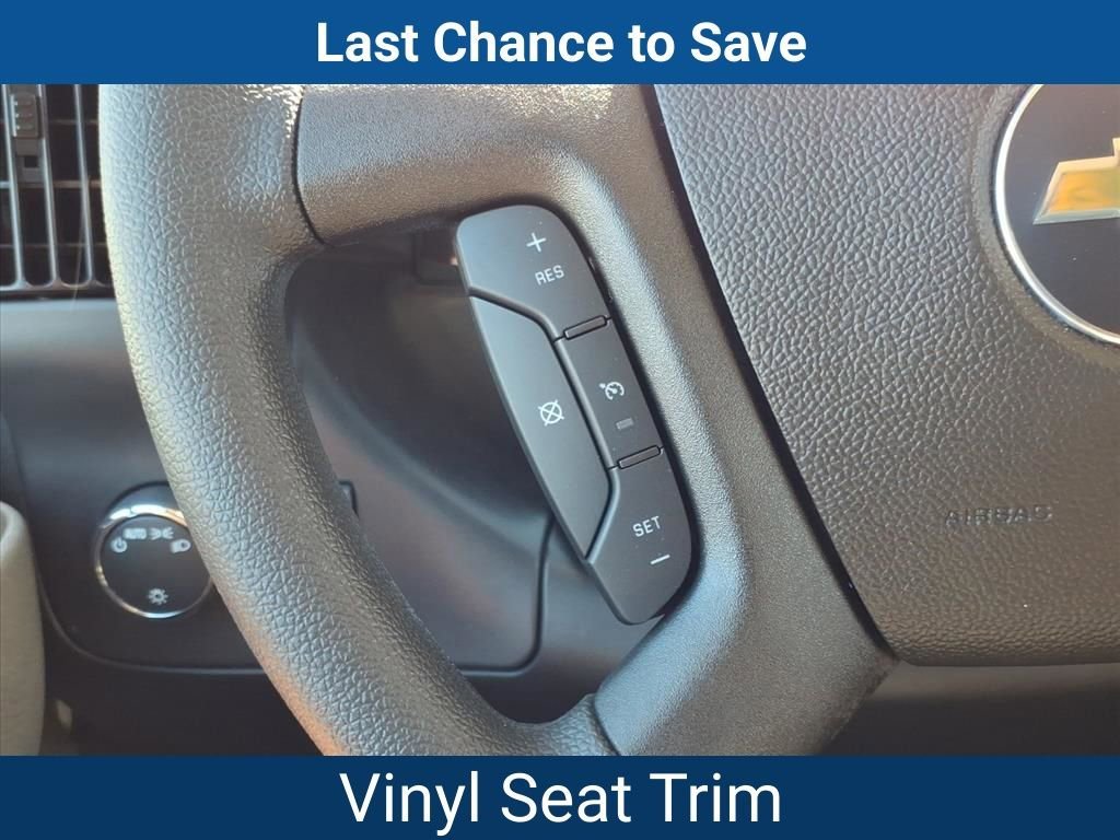 2025 Chevrolet Express Cargo Work Van - Photo 17