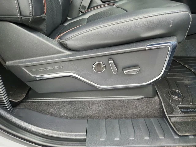 Used 2023 Silver Ford Lariat image 40