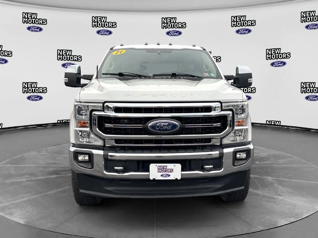 Used 2021 White Metallic Ford Lariat image 9