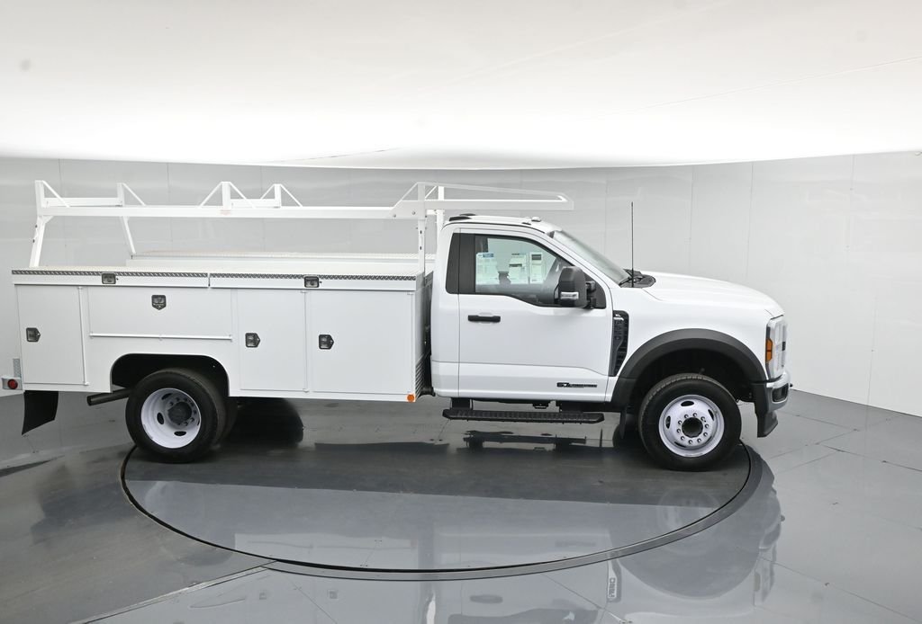 2025 Ford F-550 Super Duty Chassis Cab XL - Photo 58