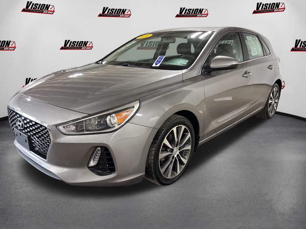 2020 Hyundai Elantra GT GT Auto's photo