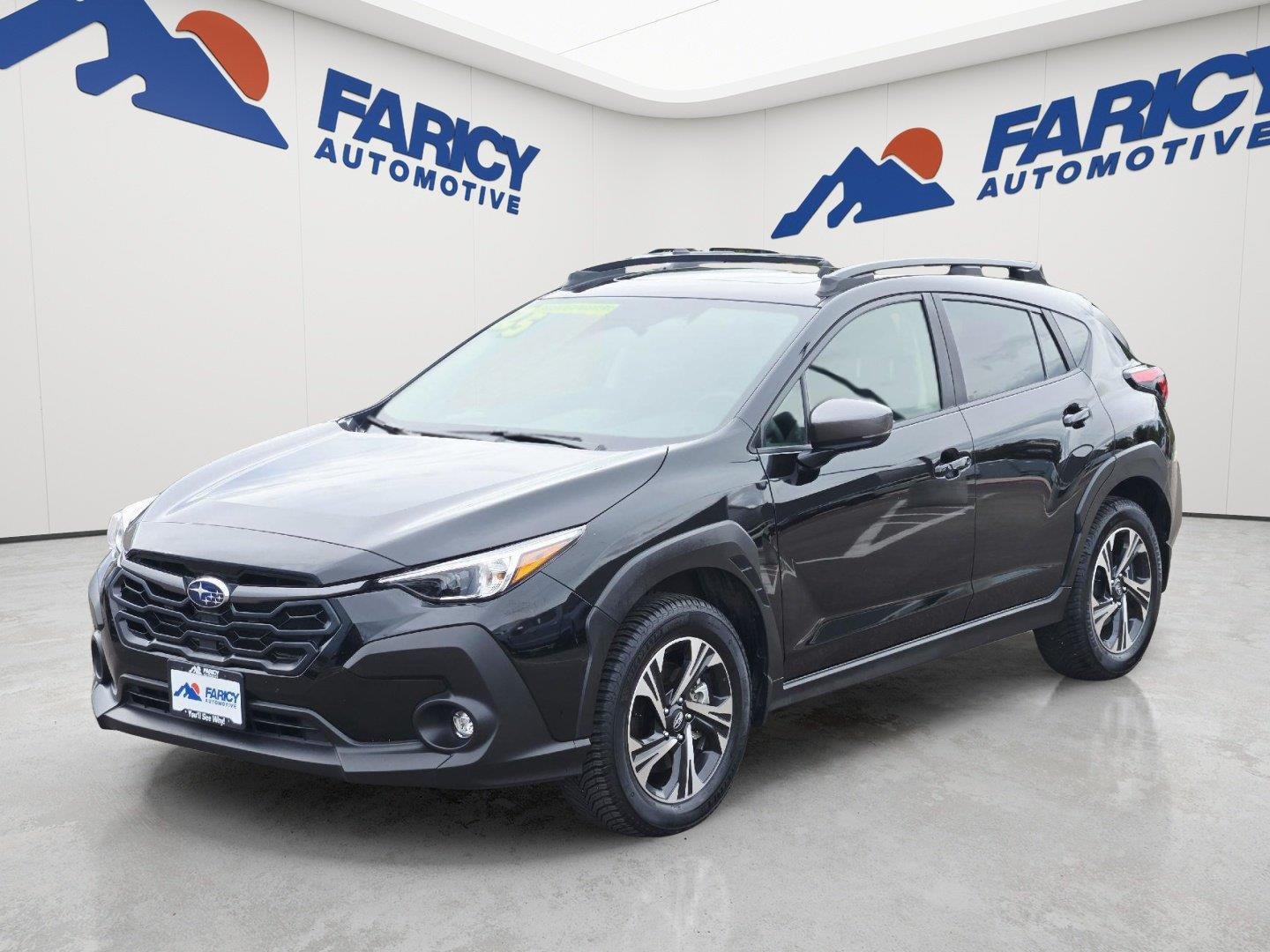 Used 2025 Crystal Black Silica Subaru Premium image 1