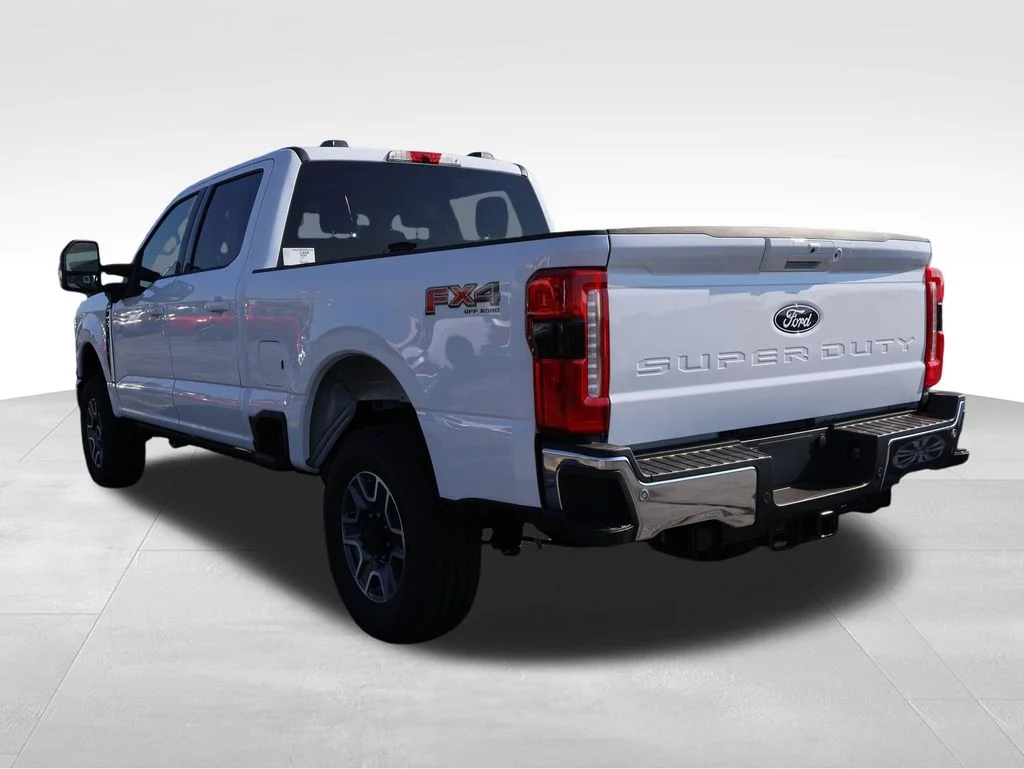New 2027 White Ford F250 4X4 CREW/C image 24