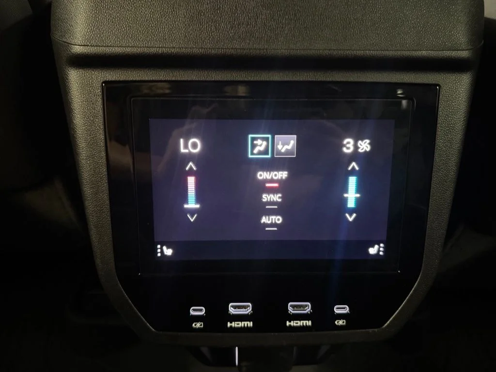 Used 2025 Sterling Metallic GMC Denali Ultimate image 45