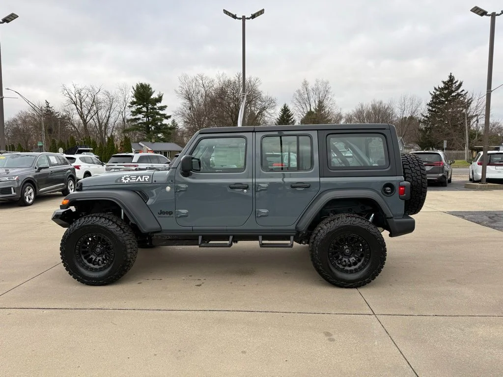New 2026 Anvil Clear-Coat Exterior Paint Jeep Sport image 4