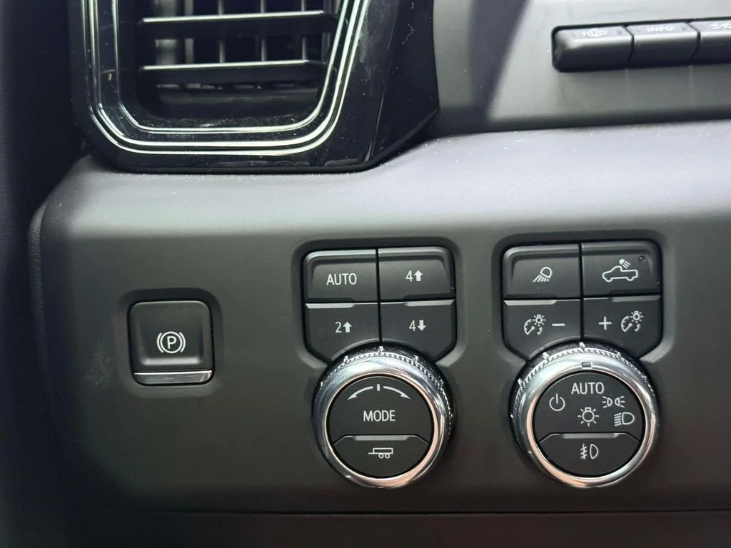 Used 2025 Black GMC AT4X image 20