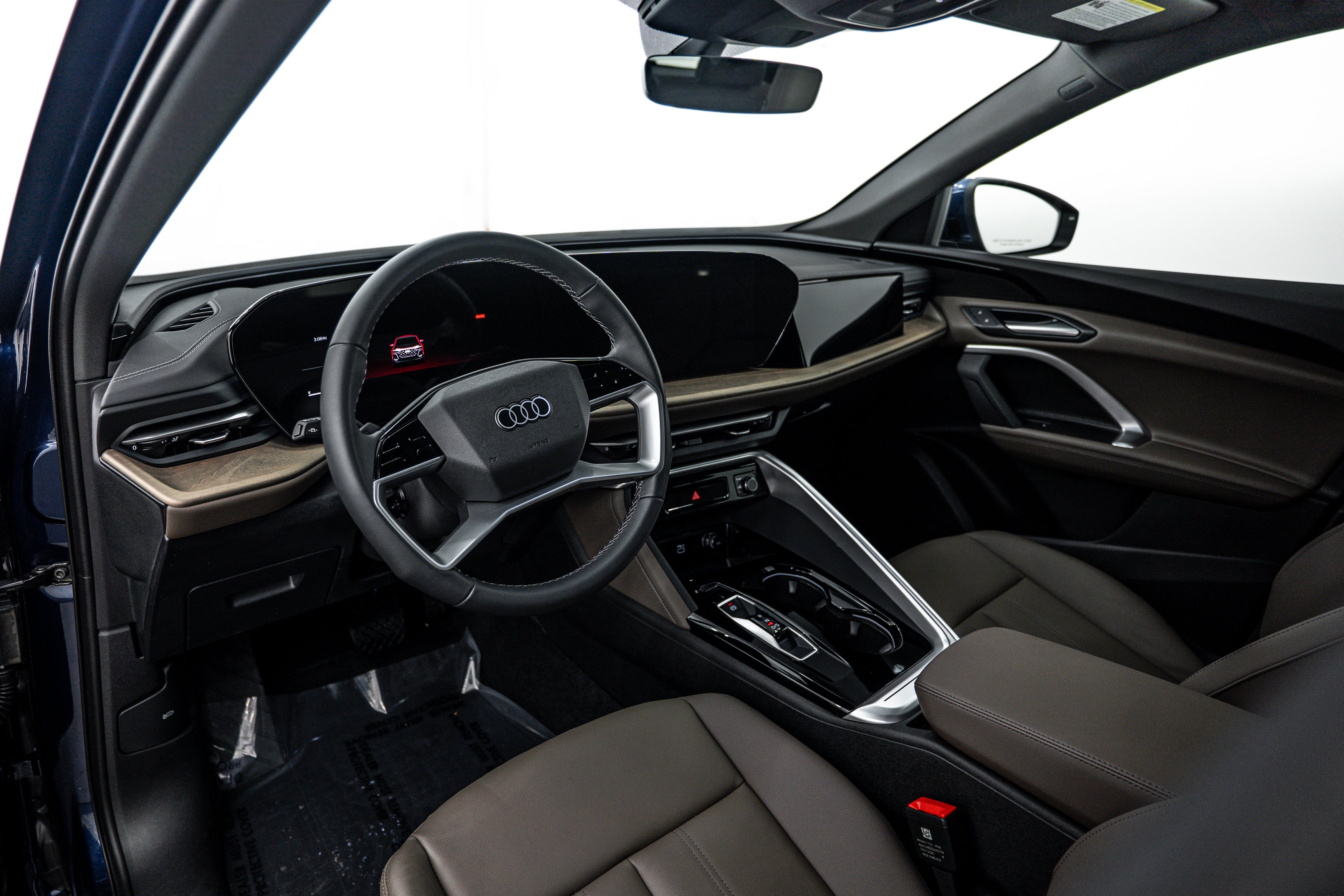 Used 2025 Navarra Blue Metallic Audi Premium image 11