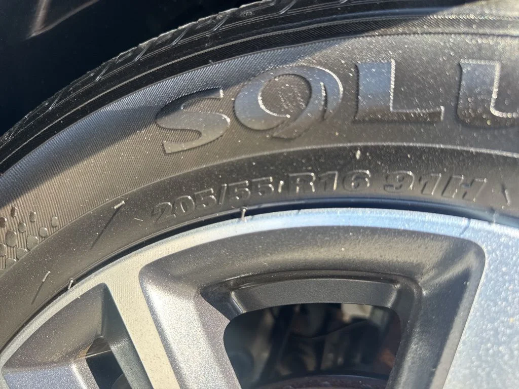 Used 2025 Gray Nissan 1.6 SV image 28