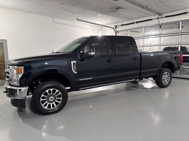 Used 2022 Blue Ford Lariat image 3