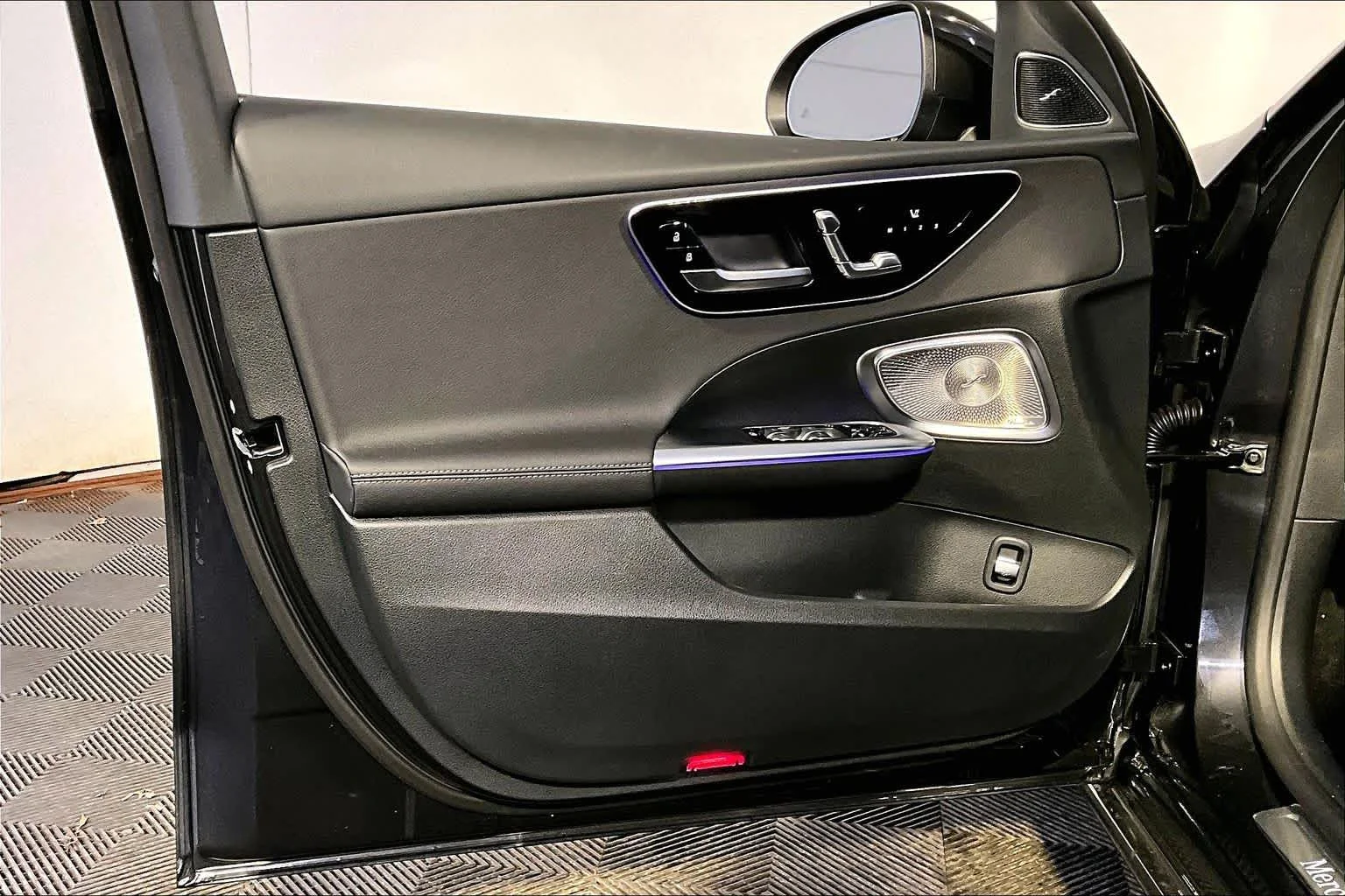 New 2026 Graphite Grey Metallic Mercedes-Benz C 300 image 11
