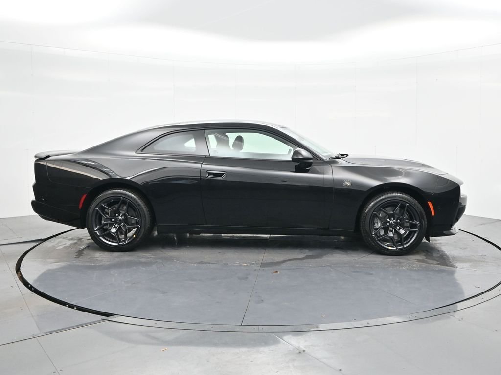 New 2026 Diamond Black Crystal Pearlcoat Dodge Scat Pack image 6