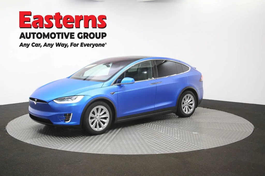 Used 2019 Blue Tesla 75D image 52