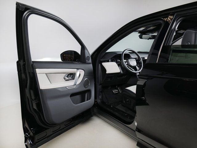 New 2026 Santorini Black Land Rover Landmark image 24