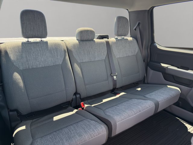 Used 2023 Blue Ford XLT image 19