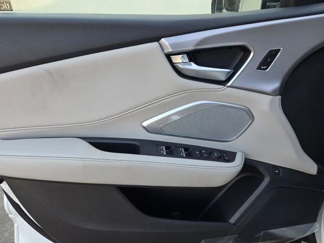 New 2026 Platinum White Pearl Acura w/Technology Package image 10