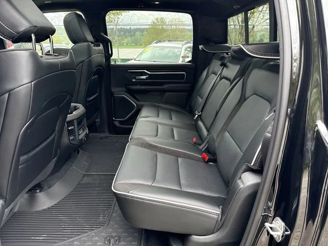 New 2026 Diamond Black Crystal Pearl-Coat Exterior Paint RAM Laramie image 13