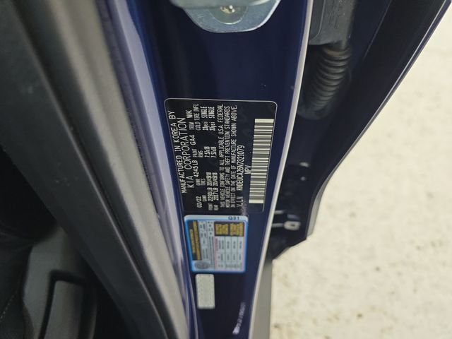 Used 2022  Kia Nightfall image 14