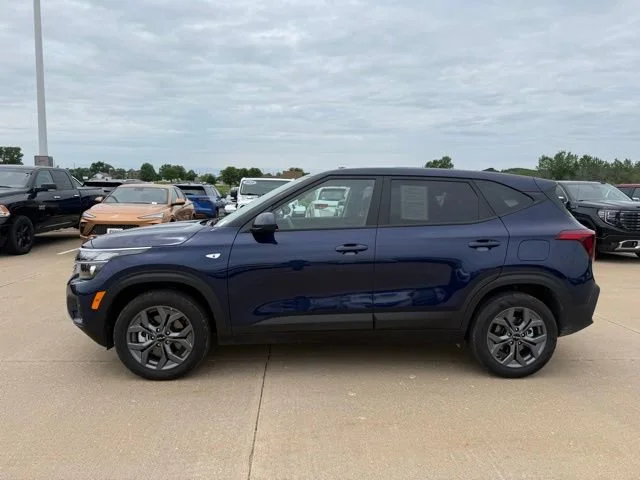Used 2026 Blue Kia LX image 6