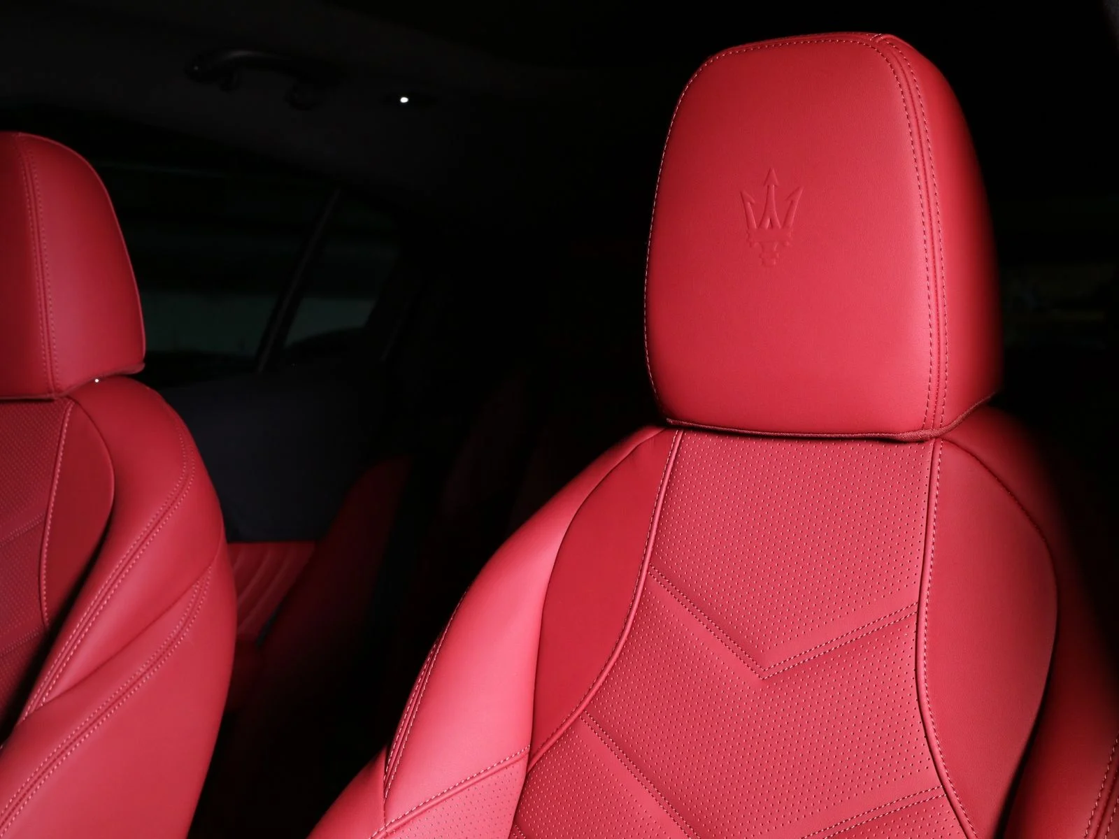 New 2025 Black Maserati  image 5