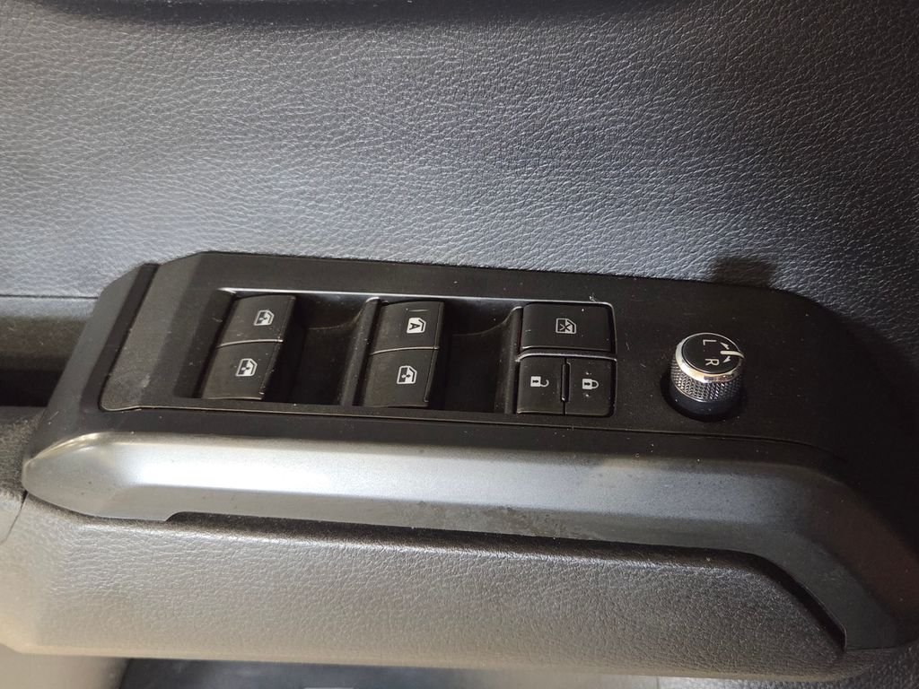 Used 2018 Black Toyota SR image 28