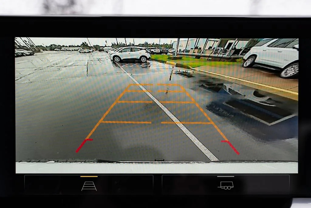New 2026 Summit White Chevrolet LT image 19