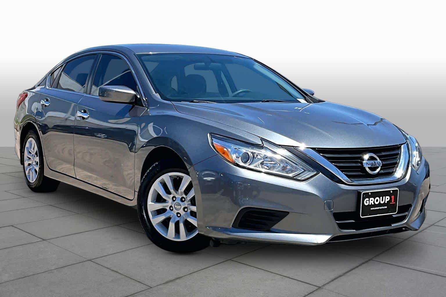 Pre-Owned 2017 Nissan Altima 2.5 S