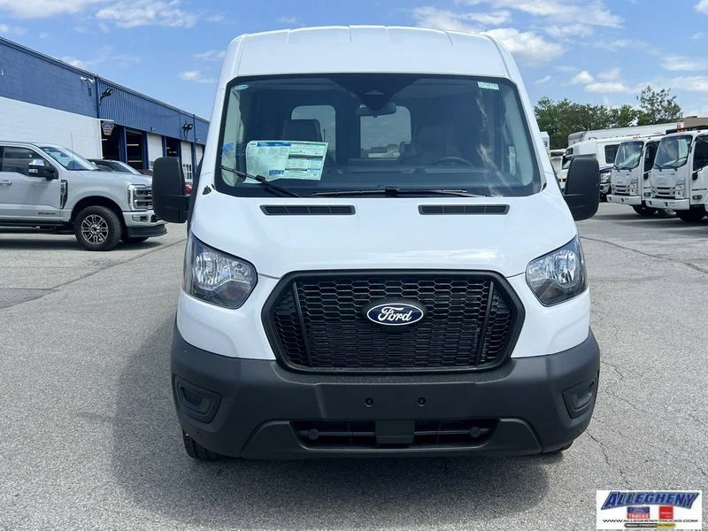 New 2026 Oxford White Ford  image 3