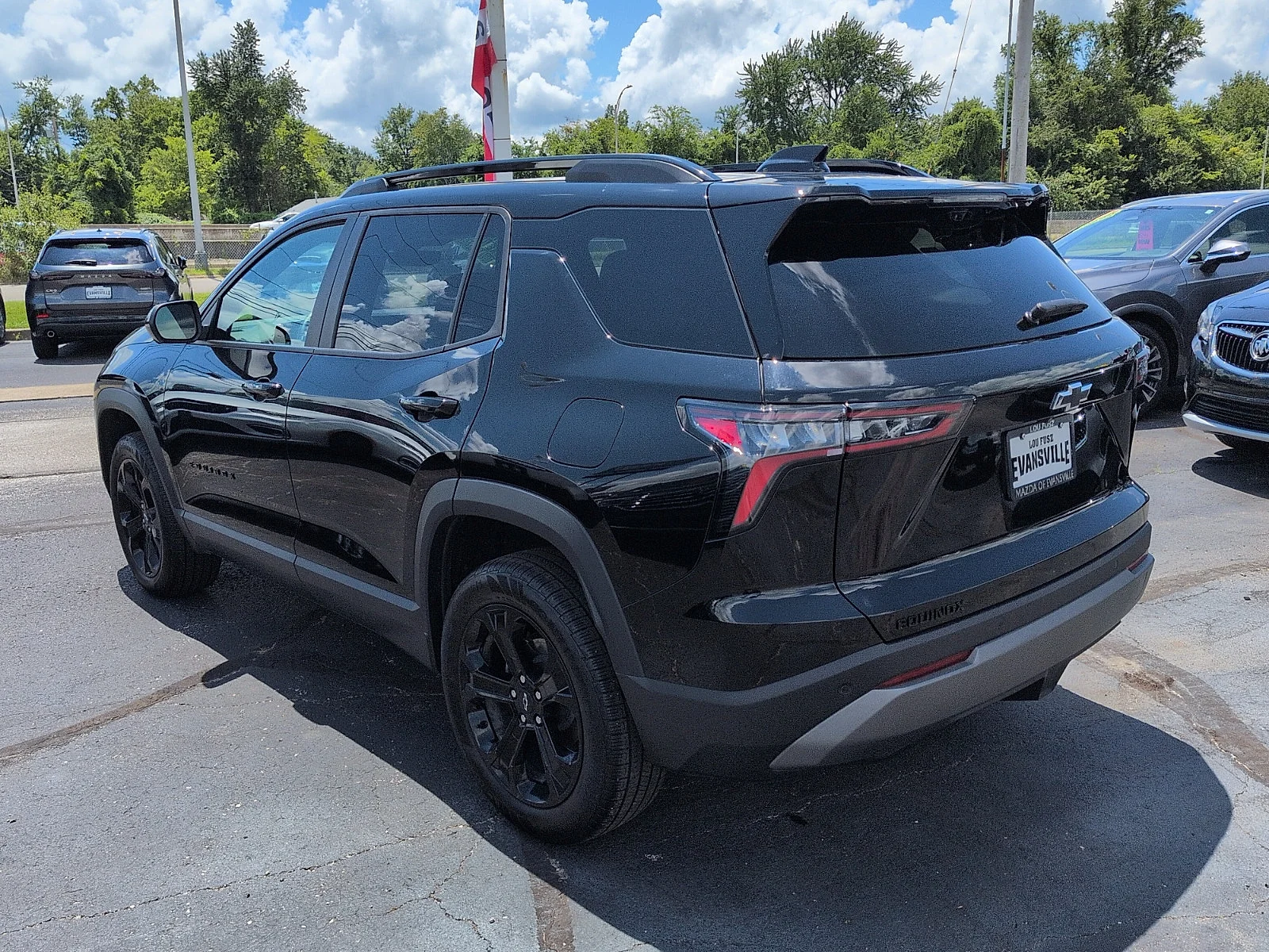 Used 2025 Mosaic Black Metallic Chevrolet FWD LT image 5