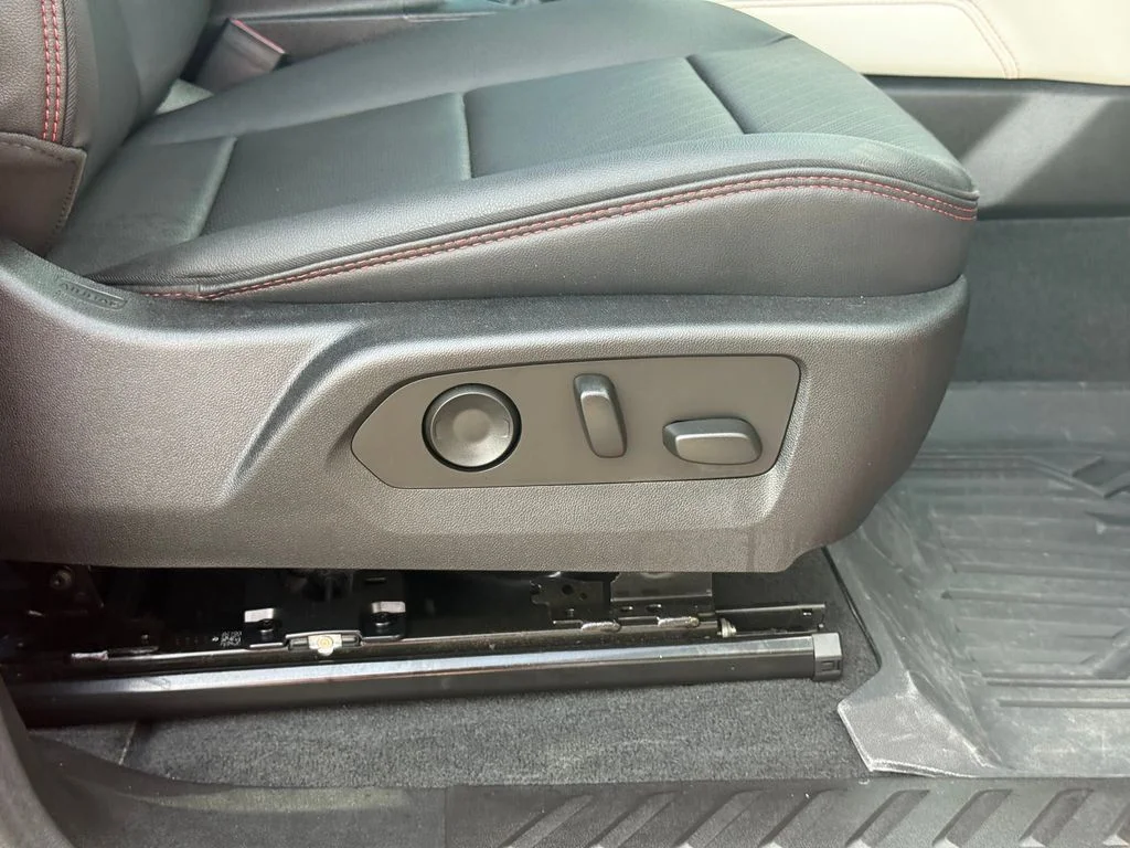 Used 2023 Red GMC AT4X image 28