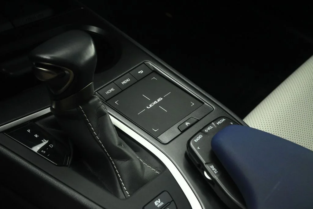 Used 2021 Blue Lexus 250h Base image 57