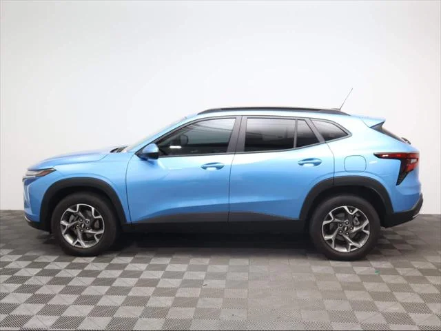 2026 Chevrolet Trax LT - Photo 2
