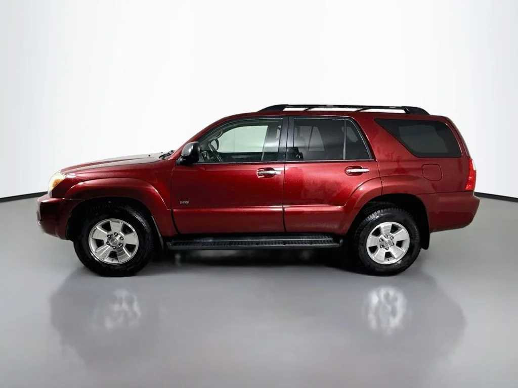 Used 2007 Salsa Red Pearl Toyota SR5 image 9
